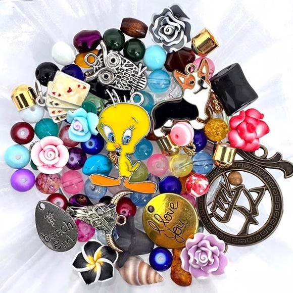 4oz Beads for Jewelry Making Bead Soup With Flowers & Charms #22014 - Picture 2 of 3